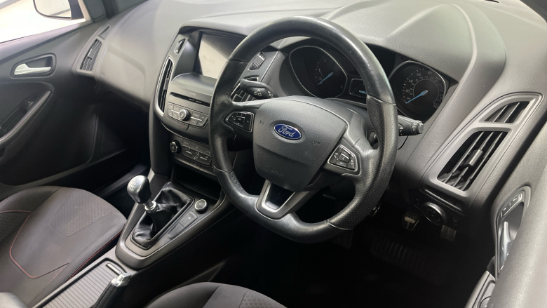 Ford Focus 1.5 TDCi 120 ST-Line 5dr Diesel Hatchback